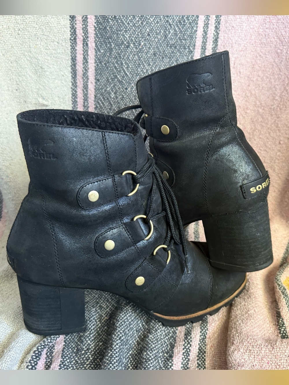 Sorel Black Leather Lace-Up Chunky Heel Ankle Boots